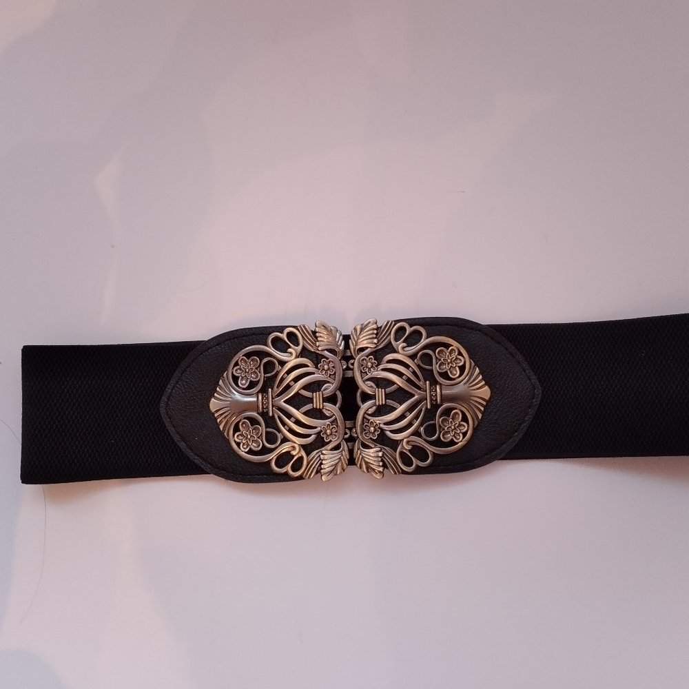 Classy/versatile stretch belt